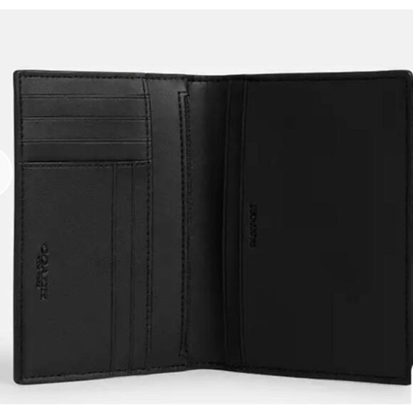 COACH SIGNATURE CANVAS PASSPORT HOLDER NWT - Picture 2 of 2